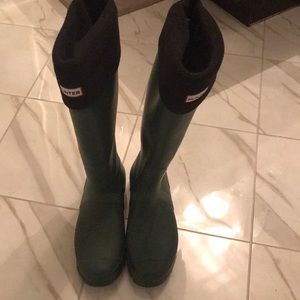 Dark green matte Hunter boots!